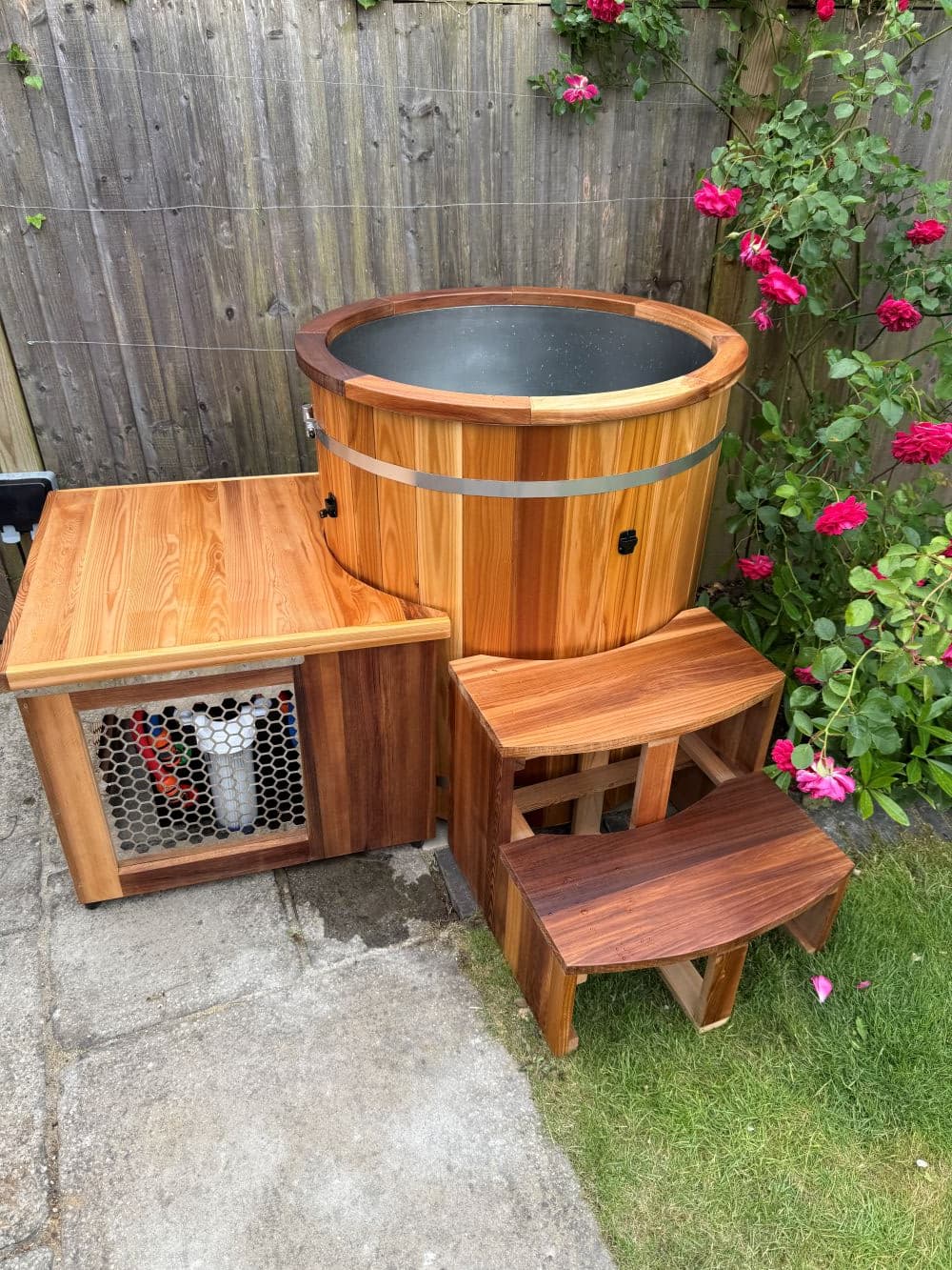 Odyssey cold plunge in use