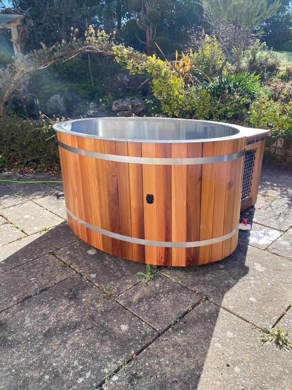 Odyssey cold plunge in use